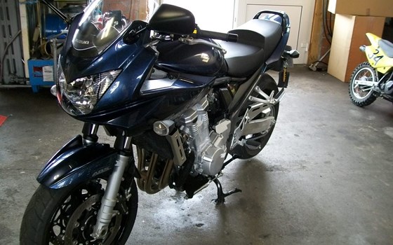 Umgebautes Motorrad Suzuki Bandit 1250S von Motorrad Otto - Bild 2 Umgebautes Motorrad Suzuki Bandit 1250S von Motorrad Otto - Bild 2