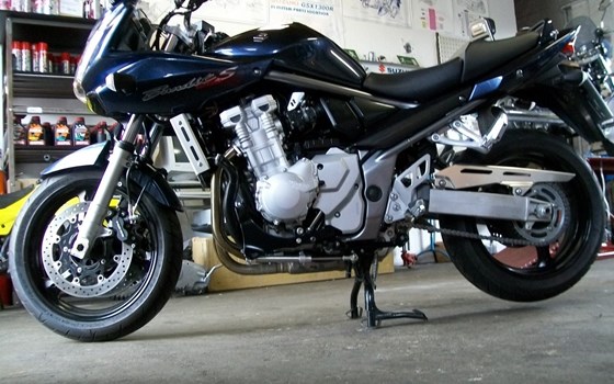 Umgebautes Motorrad Suzuki Bandit 1250S von Motorrad Otto - Bild 1 Umgebautes Motorrad Suzuki Bandit 1250S von Motorrad Otto - Bild 1