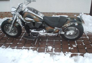 Suzuki Intruder VL 1500 LC