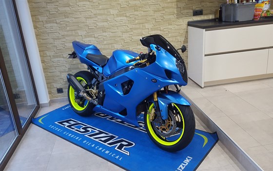 Umgebautes Motorrad Suzuki GSX-R 1000 von Motorrad Otto - Bild 2 Umgebautes Motorrad Suzuki GSX-R 1000 von Motorrad Otto - Bild 2
