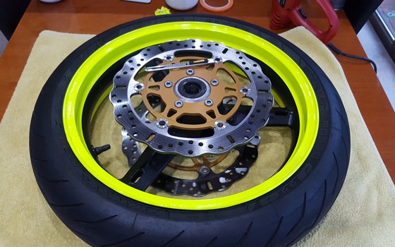 Umgebautes Motorrad Suzuki GSX-R 1000 von Motorrad Otto - Bild 7 Umgebautes Motorrad Suzuki GSX-R 1000 von Motorrad Otto - Bild 7