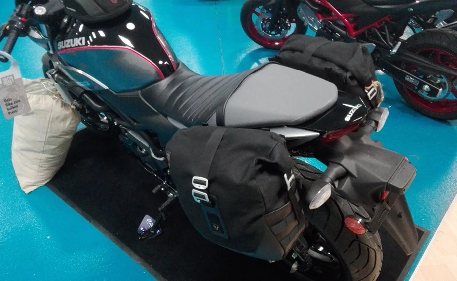 Umbgebautes Motorrad Suzuki SV650X Bild 2: Umbgebautes Motorrad Suzuki SV650X