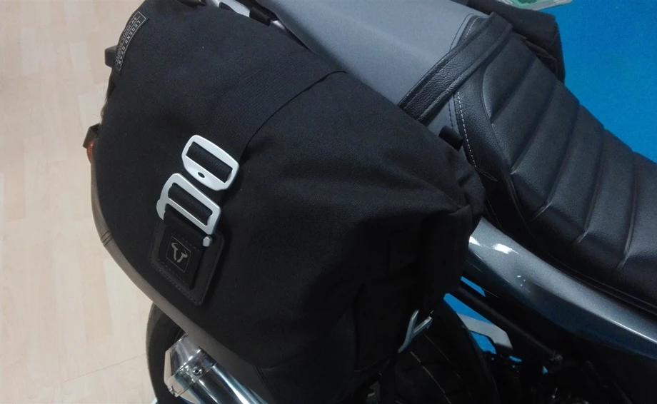 Umbgebautes Motorrad Suzuki SV650X Bild 9: Umbgebautes Motorrad Suzuki SV650X