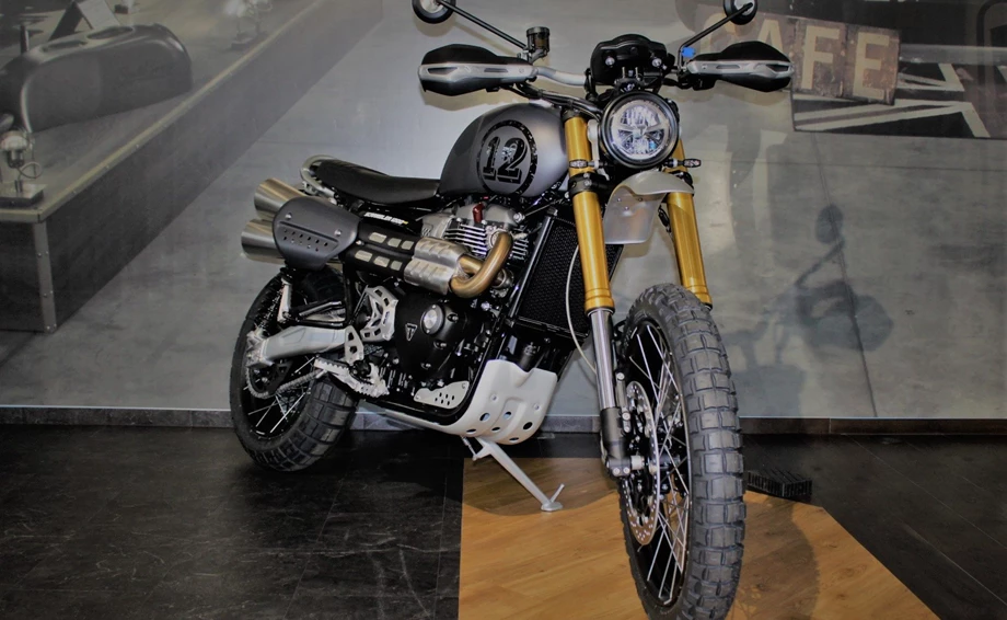 Umbgebautes Motorrad Triumph Scrambler 1200 XE Bild 2: Umbgebautes Motorrad Triumph Scrambler 1200 XE