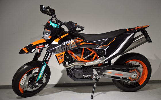 Umgebautes Motorrad KTM 690 SMC R von Motobike Handels GmbH - Bild 2 Umgebautes Motorrad KTM 690 SMC R von Motobike Handels GmbH - Bild 2