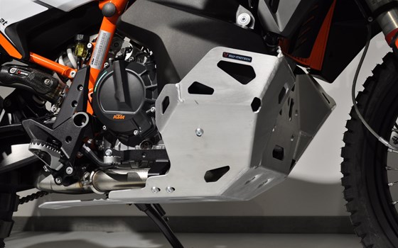 Umgebautes Motorrad KTM 790 Adventure R von Motobike Handels GmbH - Bild 4 Umgebautes Motorrad KTM 790 Adventure R von Motobike Handels GmbH - Bild 4