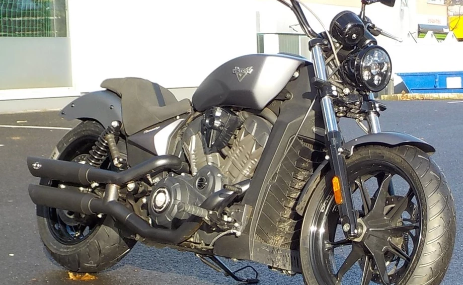 Umbgebautes Motorrad Victory Octane Bild 11: Umbgebautes Motorrad Victory Octane
