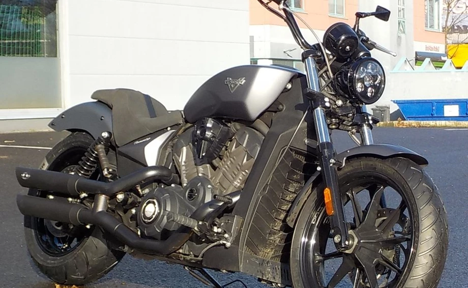 Umbgebautes Motorrad Victory Octane Bild 1: Umbgebautes Motorrad Victory Octane