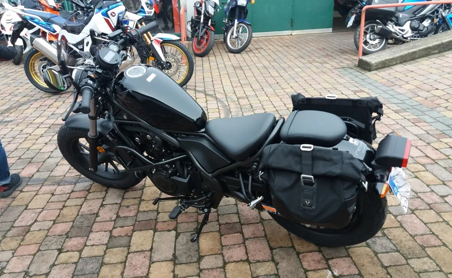 Rebuilt motorbike Honda CMX500 Rebel Bild 4: Rebuilt motorbike Honda CMX500 Rebel