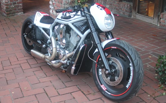 Umgebautes Motorrad Harley-Davidson V-Rod VRSCA von X-Trem Custombikes - Bild 22 Umgebautes Motorrad Harley-Davidson V-Rod VRSCA von X-Trem Custombikes - Bild 22