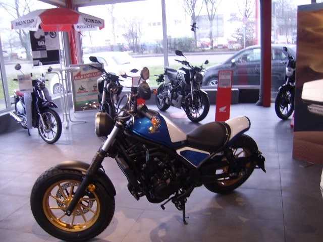 Rebuilt motorbike Honda CMX500 Rebel Bild 10: Rebuilt motorbike Honda CMX500 Rebel