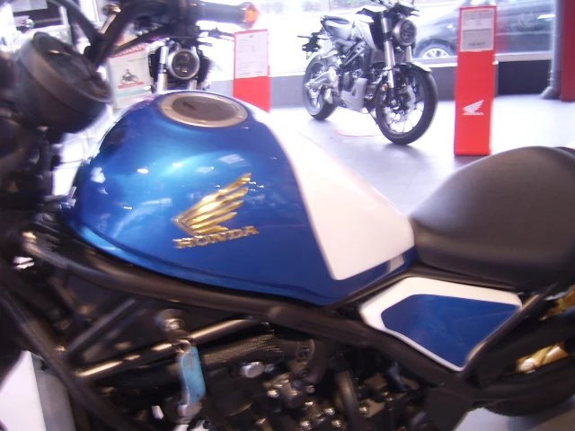 Rebuilt motorbike Honda CMX500 Rebel Bild 17: Rebuilt motorbike Honda CMX500 Rebel