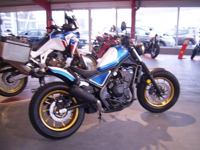 Rebuilt motorbike Honda CMX500 Rebel Bild 2: Rebuilt motorbike Honda CMX500 Rebel