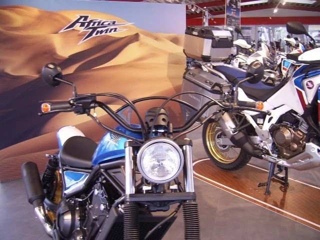 Rebuilt motorbike Honda CMX500 Rebel Bild 5: Rebuilt motorbike Honda CMX500 Rebel