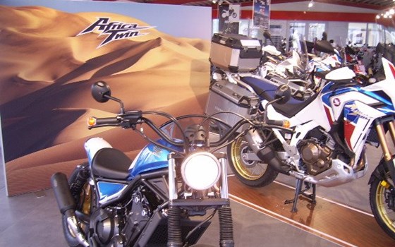 Umgebautes Motorrad Honda CMX500 Rebel von Auto-Boos GmbH - Bild 7 Umgebautes Motorrad Honda CMX500 Rebel von Auto-Boos GmbH - Bild 7