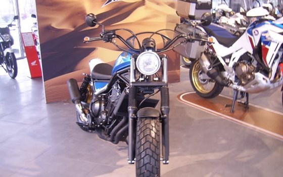 Umgebautes Motorrad Honda CMX500 Rebel von Auto-Boos GmbH - Bild 8 Umgebautes Motorrad Honda CMX500 Rebel von Auto-Boos GmbH - Bild 8