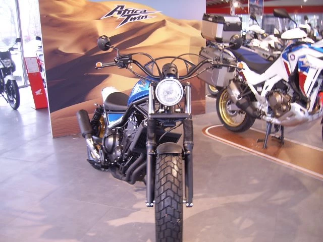 Rebuilt motorbike Honda CMX500 Rebel Bild 8: Rebuilt motorbike Honda CMX500 Rebel