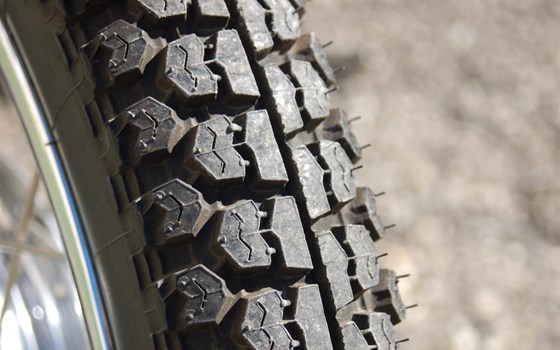 Umgebautes Motorrad Moto Parilla Trailmaster 250 von clites - Bild 27