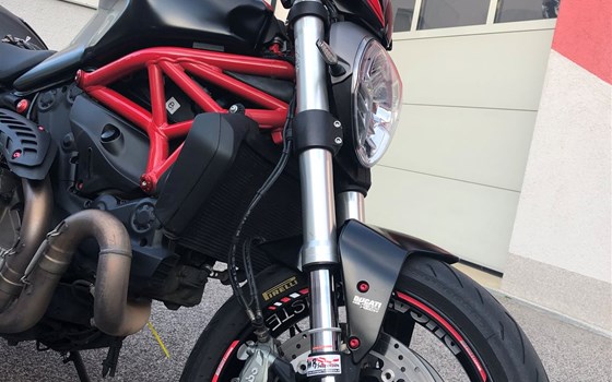 Umgebautes Motorrad Ducati Monster 821 von Kevin Auer Bike Performance GmbH - Bild 5 Umgebautes Motorrad Ducati Monster 821 von Kevin Auer Bike Performance GmbH - Bild 5