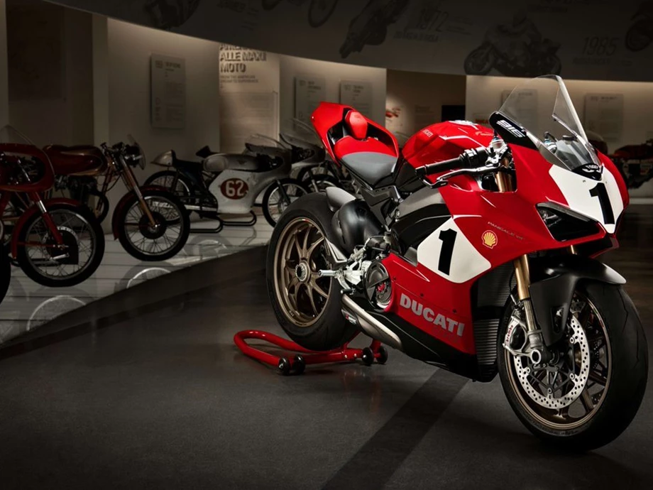 Umbgebautes Motorrad Ducati Panigale V4 S Bild 5: Umbgebautes Motorrad Ducati Panigale V4 S