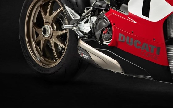 Umgebautes Motorrad Ducati Panigale V4 S von Team Wahlers GmbH - Bild 3 Umgebautes Motorrad Ducati Panigale V4 S von Team Wahlers GmbH - Bild 3