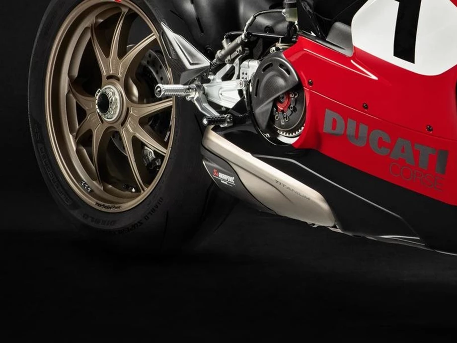 Umbgebautes Motorrad Ducati Panigale V4 S Bild 3: Umbgebautes Motorrad Ducati Panigale V4 S