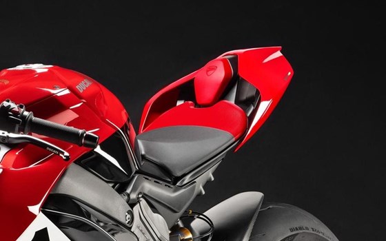 Umgebautes Motorrad Ducati Panigale V4 S von Team Wahlers GmbH - Bild 4 Umgebautes Motorrad Ducati Panigale V4 S von Team Wahlers GmbH - Bild 4
