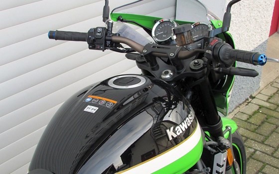 Umgebautes Motorrad Kawasaki Z900 RS Cafe von Motorradsport Heinrichmeyer - Bild 4 Umgebautes Motorrad Kawasaki Z900 RS Cafe von Motorradsport Heinrichmeyer - Bild 4