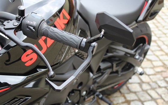 Umgebautes Motorrad Suzuki GSX-S1000 von Zweirad Nürnberger - Bild 13 Umgebautes Motorrad Suzuki GSX-S1000 von Zweirad Nürnberger - Bild 13