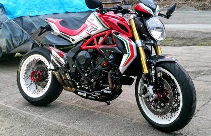 MV Agusta Dragster 800 RC Custom Bike MV Agusta Dragster 800 RC Custom Bike