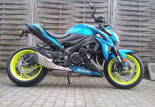 Suzuki GSX-S1000 Street Performance