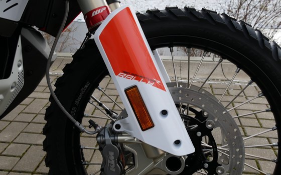 Umgebautes Motorrad KTM 790 Adventure R Rally von motoroox GmbH - Bild 18 Umgebautes Motorrad KTM 790 Adventure R Rally von motoroox GmbH - Bild 18