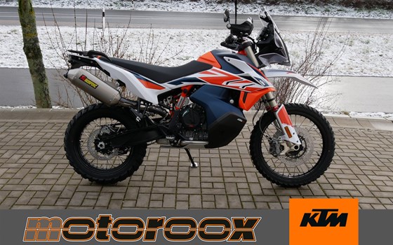 Umgebautes Motorrad KTM 790 Adventure R Rally von motoroox GmbH - Bild 1 Umgebautes Motorrad KTM 790 Adventure R Rally von motoroox GmbH - Bild 1
