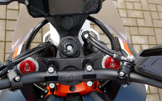 Umgebautes Motorrad KTM 790 Adventure R Rally von motoroox GmbH - Bild 13 Umgebautes Motorrad KTM 790 Adventure R Rally von motoroox GmbH - Bild 13