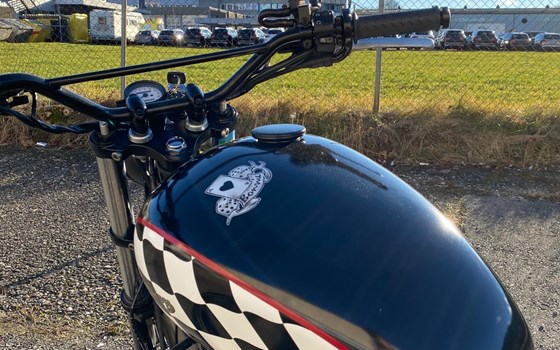 Umgebautes Motorrad Triumph Scrambler von Pat-Bikes AG - Bild 7 Umgebautes Motorrad Triumph Scrambler von Pat-Bikes AG - Bild 7