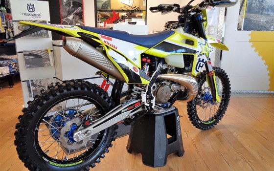 Umgebautes Motorrad Husqvarna TE 300i von MB Motoparts - Bild 7 Umgebautes Motorrad Husqvarna TE 300i von MB Motoparts - Bild 7