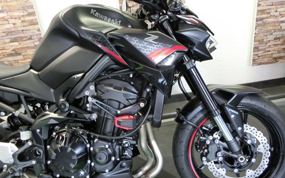 Umgebautes Motorrad Kawasaki Z900 von Lietz Motorradtechnik - Bild 6 Umgebautes Motorrad Kawasaki Z900 von Lietz Motorradtechnik - Bild 6