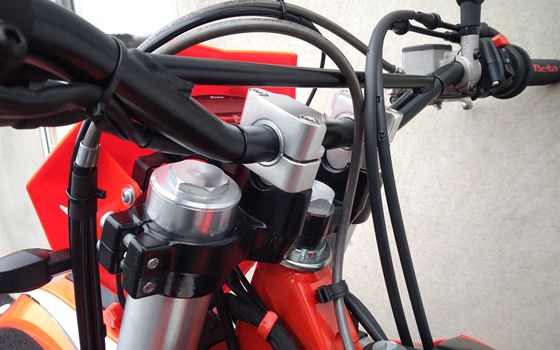 Umgebautes Motorrad Beta RR 125 4T von HK-Technik Kemeter OG - Bild 3 Umgebautes Motorrad Beta RR 125 4T von HK-Technik Kemeter OG - Bild 3