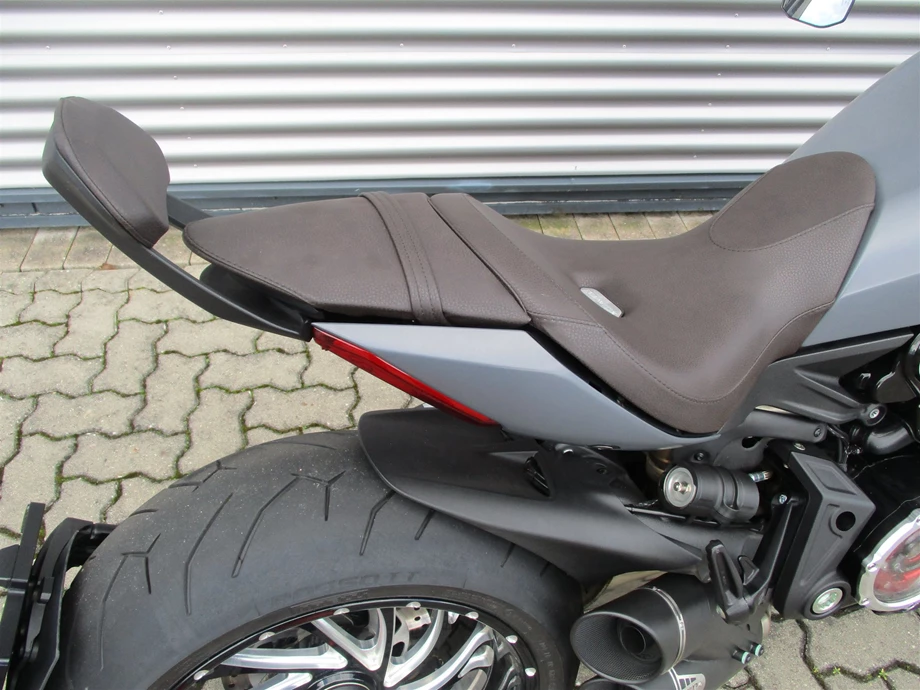 Umbgebautes Motorrad Ducati XDiavel Bild 2: Umbgebautes Motorrad Ducati XDiavel