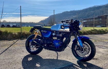 Triumph Thruxton 1200R Custom Bike Triumph Thruxton 1200R Custom Bike