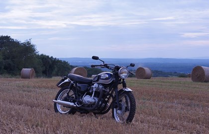 Kawasaki W 650 Custom Bike Kawasaki W 650 Custom Bike