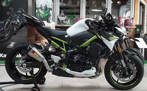 Umgebautes Motorrad Kawasaki Z900 von Motorradshop Ahlers - Bild 1 Umgebautes Motorrad Kawasaki Z900 von Motorradshop Ahlers - Bild 1