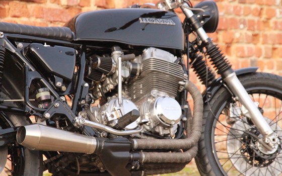 Umgebautes Motorrad Honda CB 750 F von Motorrad Naujocks - Bild 5 Umgebautes Motorrad Honda CB 750 F von Motorrad Naujocks - Bild 5