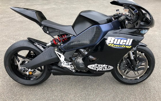 Umgebautes Motorrad Buell 1125 R von user1169940 - Bild 1 Umgebautes Motorrad Buell 1125 R von user1169940 - Bild 1