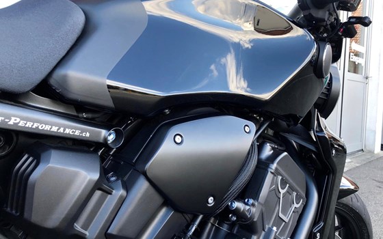 Umgebautes Motorrad Honda CB 1000 R von Direct Performance - Bild 8 Umgebautes Motorrad Honda CB 1000 R von Direct Performance - Bild 8