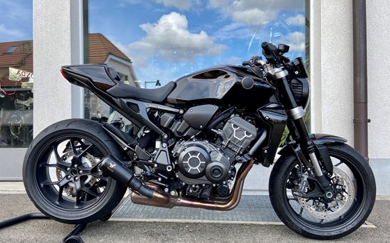 Umgebautes Motorrad Honda CB 1000 R von Direct Performance - Bild 2 Umgebautes Motorrad Honda CB 1000 R von Direct Performance - Bild 2