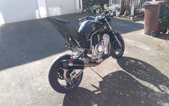 Umgebautes Motorrad Yamaha FZS 1000 Fazer von user1170177 - Bild 2 Umgebautes Motorrad Yamaha FZS 1000 Fazer von user1170177 - Bild 2