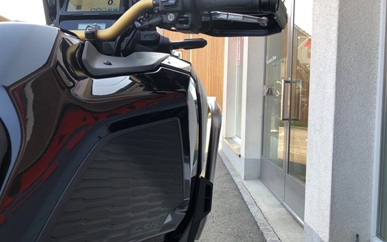 Umgebautes Motorrad Honda CRF1100L Africa Twin Adventure Sports DCT von Direct Performance - Bild 11 Umgebautes Motorrad Honda CRF1100L Africa Twin Adventure Sports DCT von Direct Performance - Bild 11