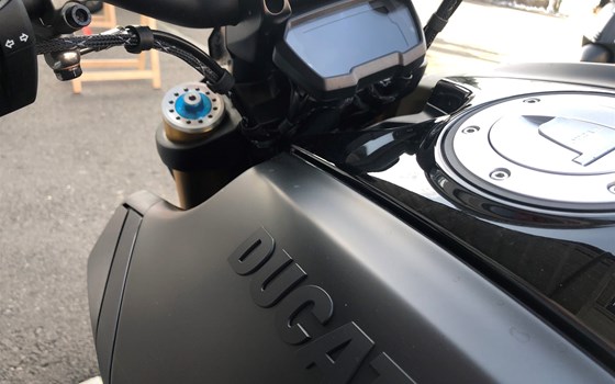 Umgebautes Motorrad Ducati Diavel 1260 S von Direct Performance - Bild 5 Umgebautes Motorrad Ducati Diavel 1260 S von Direct Performance - Bild 5