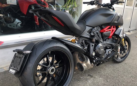 Umgebautes Motorrad Ducati Diavel 1260 S von Direct Performance - Bild 4 Umgebautes Motorrad Ducati Diavel 1260 S von Direct Performance - Bild 4